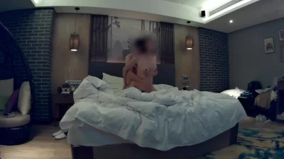 后入长腿骚货满嘴淫语